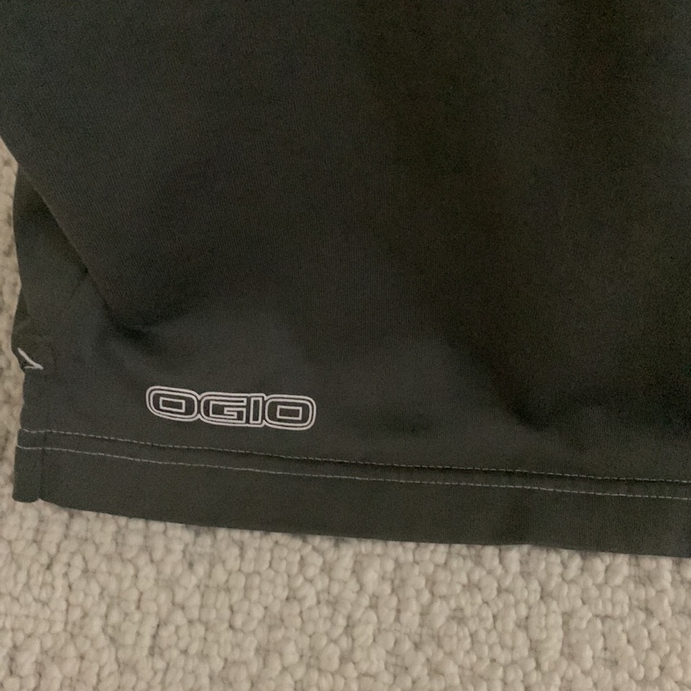 OGIO golf shirt. RARE - Picture 4 of 4